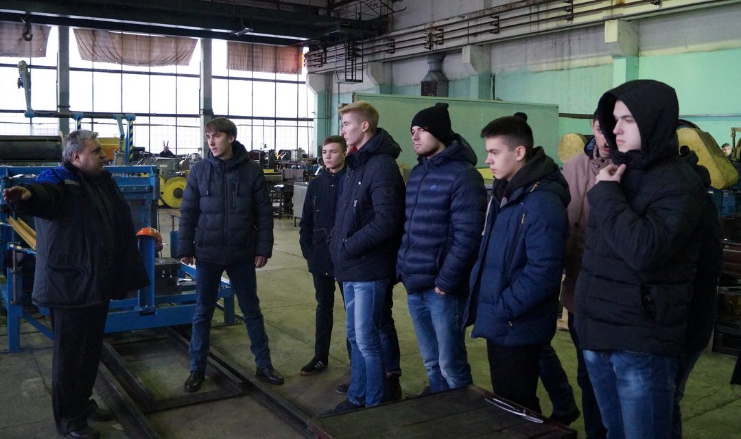 Экскурсия по цехам ОАО «Электроаппаратура»