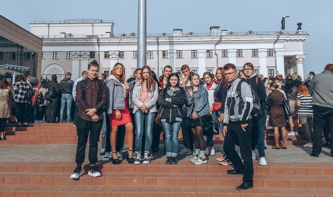 Патриотическая акция «Споем гимн вместе»