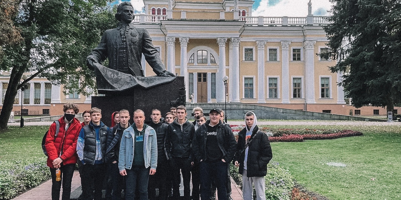 Посещение памятных мест города Гомеля