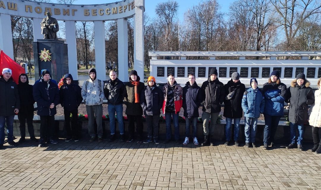 Ваш подвиг бессмертен!