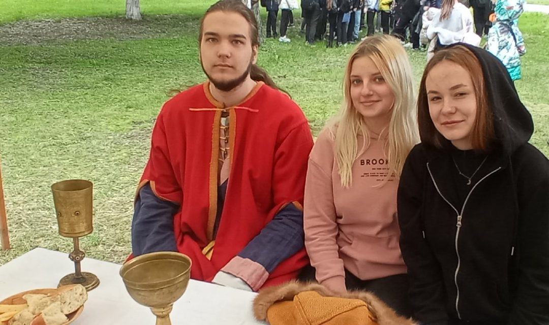 Выходим за рамки…Исторической науке тесно в кабинете..