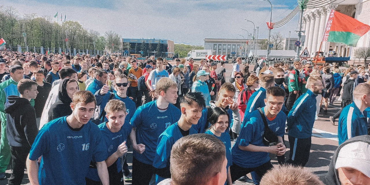 В едином забеге под флагом страны