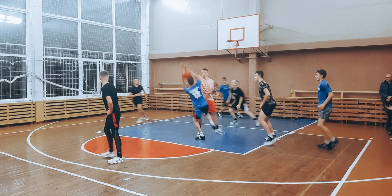 Состоялась дружеская матчевая встреча по баскетболу
