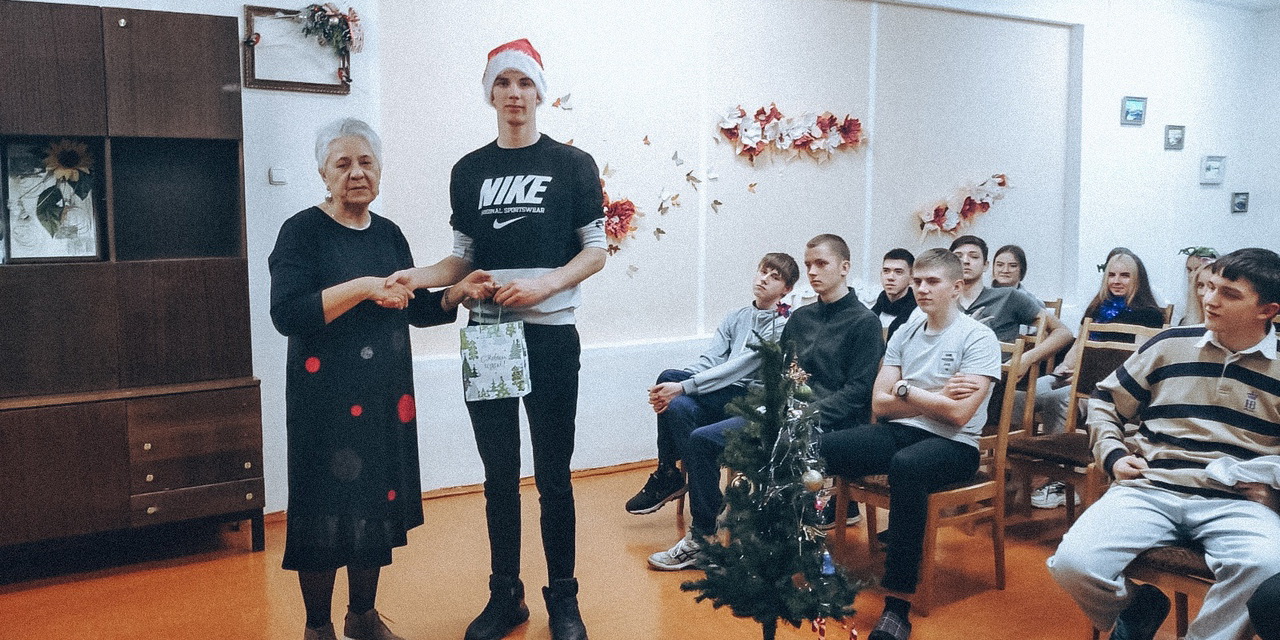 Предновогодний праздник