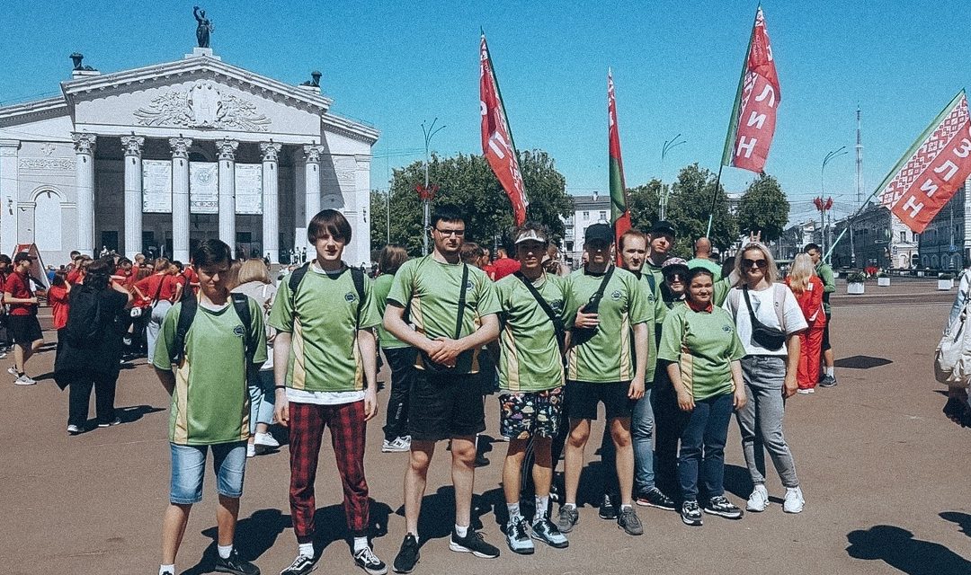 В едином забеге под флагом страны