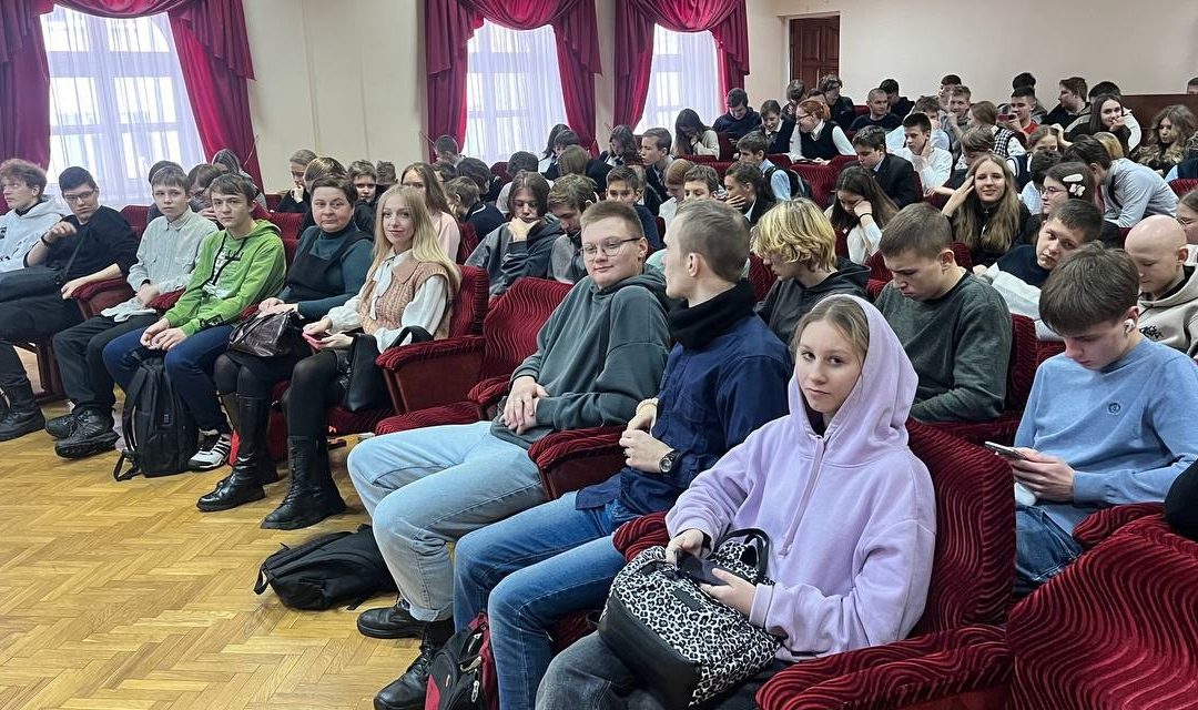 Посещение спектакля «Трибунал»