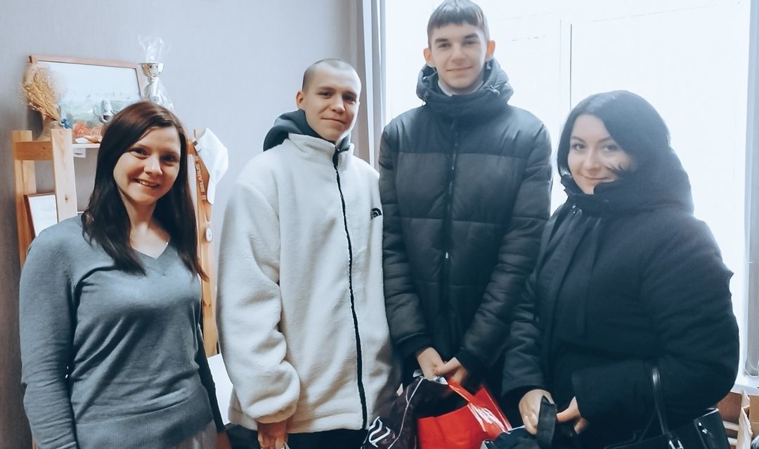 Рождественская сказка для детей Донбасса
