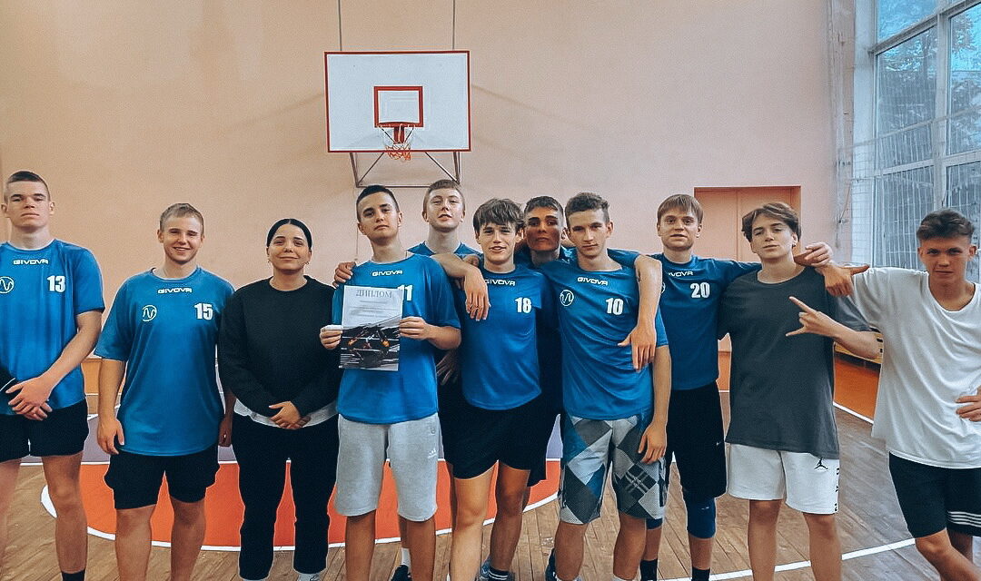 Товарищеская встреча по волейболу