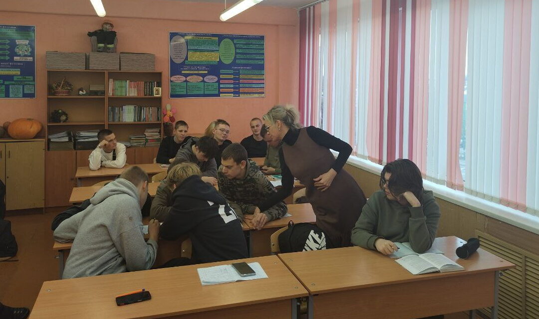 Стоп насилию: месяц осознанности и поддержки