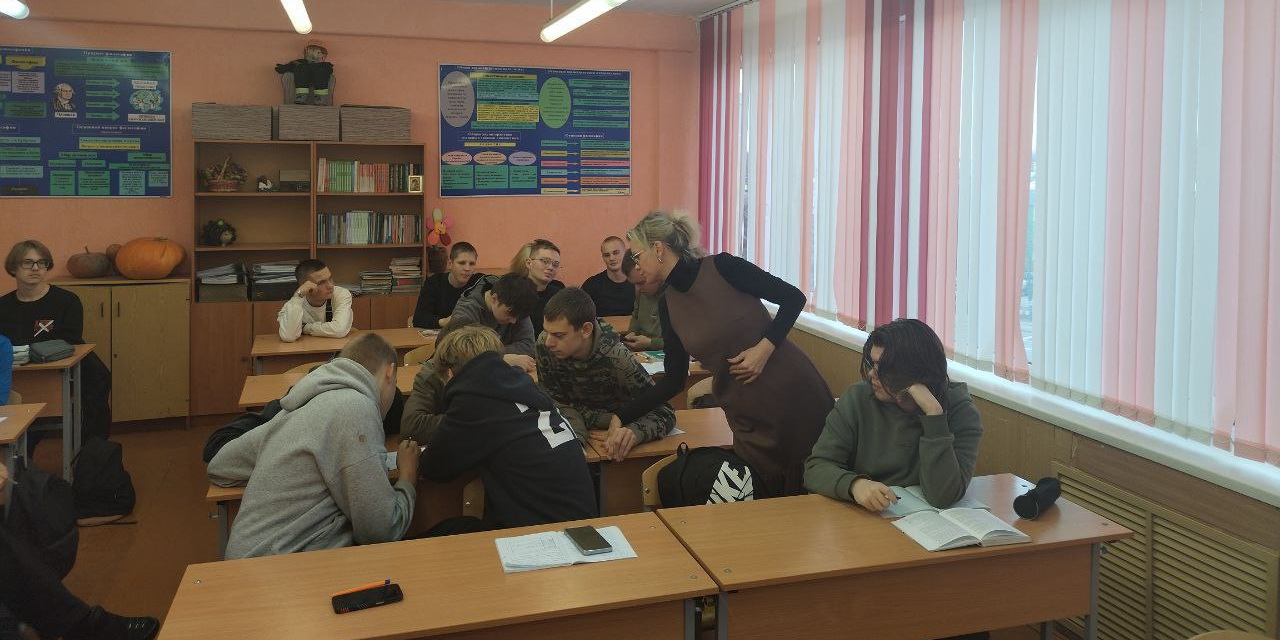 Стоп насилию: месяц осознанности и поддержки
