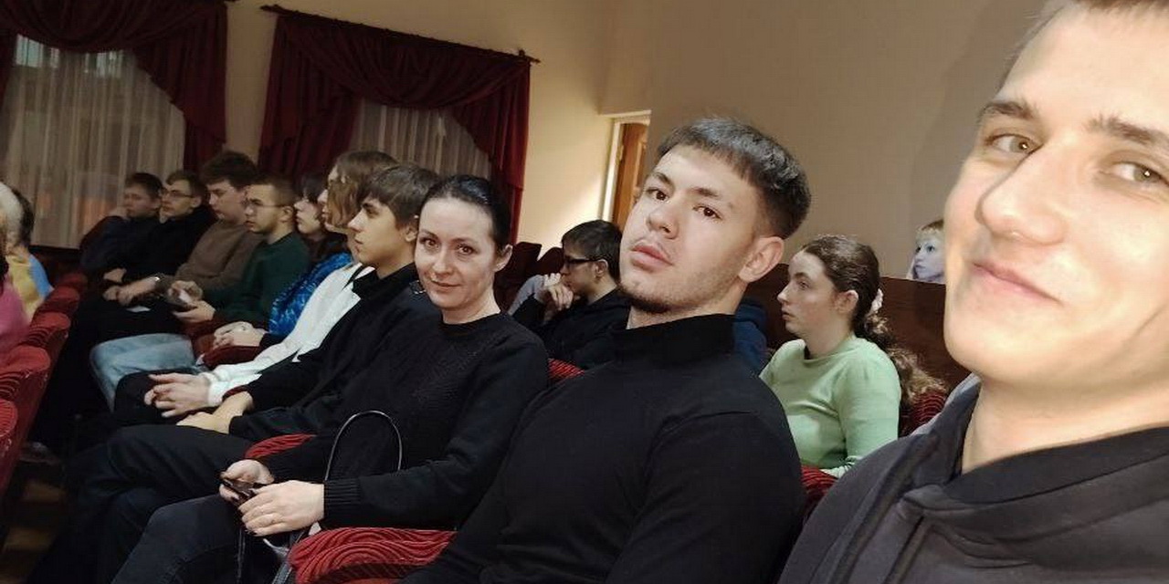 Посещение спектакля "Трибунал"