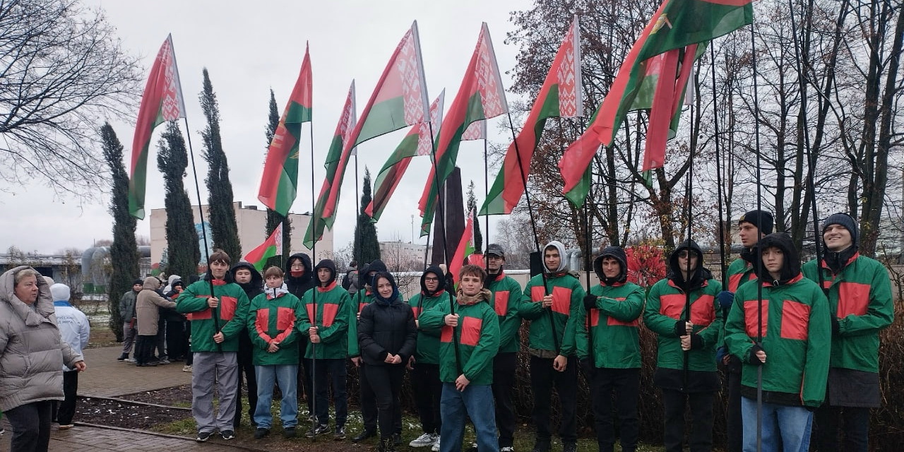 Участие в торжественном митинге