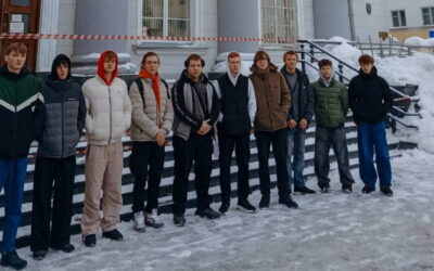 Через искусство — к памяти: студенты на премьере военной драмы